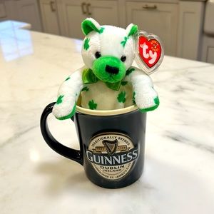 TY Beanie Babie! ☘️☘️Clover ☘️☘️The St. Patrick's Day/Irish Bear 2001. EUC